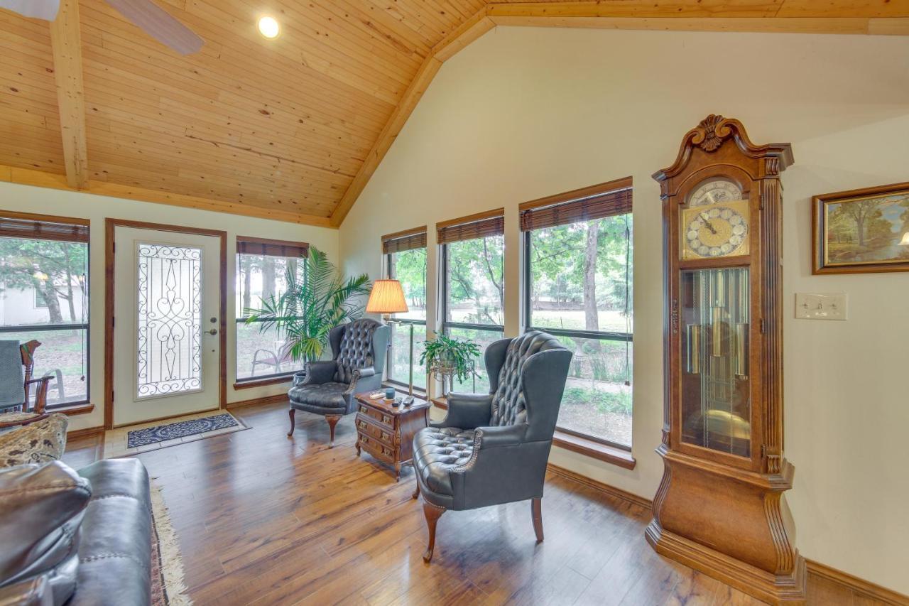 Dog-Friendly Wills Point Home With Grill On 10 Acres Canton Bagian luar foto