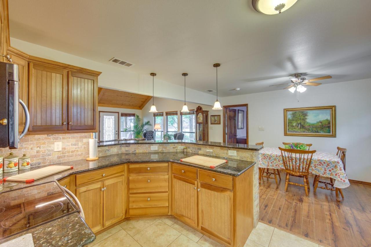 Dog-Friendly Wills Point Home With Grill On 10 Acres Canton Bagian luar foto